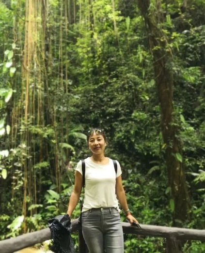 尤廷兰 | 用爱点亮边疆孩子的梦想